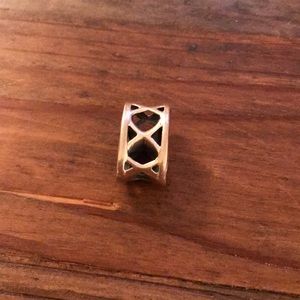Chamilia retired sterling silver connector charm